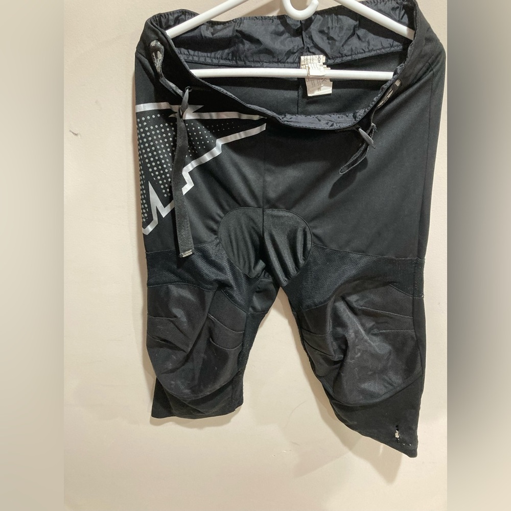 Mission roller hockey pants